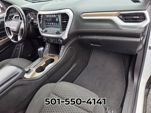 Used 2018 GMC Acadia SLE FWD image 17