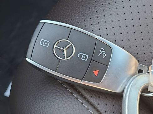 Used 2020 Mercedes-Benz GLE 350 4MATIC image 38