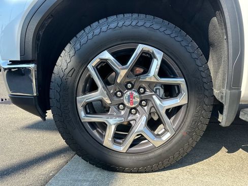 Used 2025 GMC Sierra 1500 SLT w/ SLT Premium Package AWD/4WD image 27