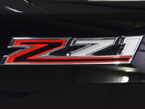 Used 2024 Chevrolet Silverado 2500 LTZ w/ LTZ Plus Package image 18