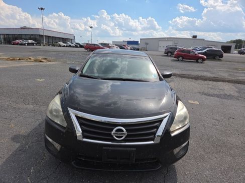 Used 2013 Nissan Altima 2.5 SV FWD image 1