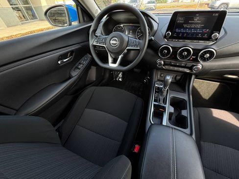 Used 2025 Nissan Sentra SV FWD image 33