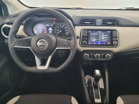 Used 2021 Nissan Versa SV FWD image 22