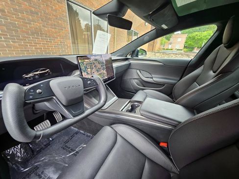 Used 2023 Tesla Model S Plaid AWD/4WD image 38