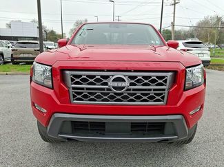 Used 2023 Nissan Frontier SV w/ SV Convenience Package AWD/4WD video 3