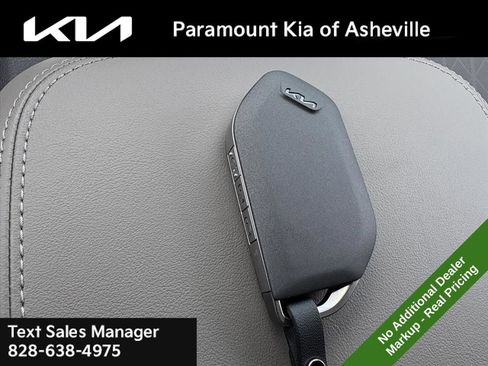 New 2026 Kia Carnival FWD image 28