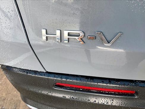 Used 2024 Honda HR-V Sport image 10