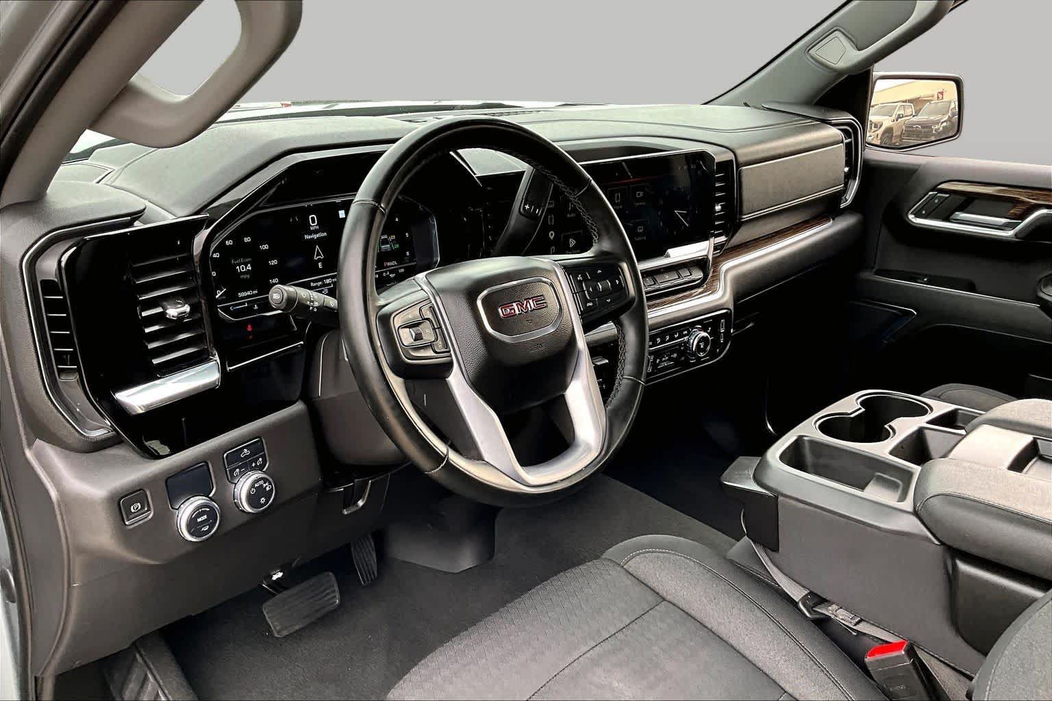 Used 2023 GMC Sierra 1500 SLE w/ Preferred Package RWD image 17