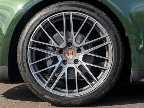 New 2026 Porsche Panamera 4 image 14