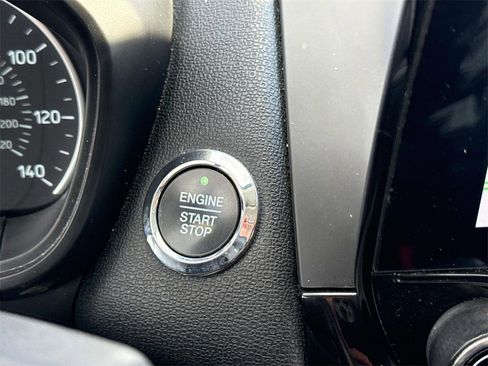 Used 2021 Ford EcoSport Titanium image 24