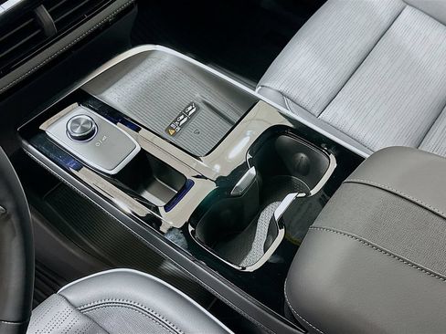 New 2026 Buick Enclave Sport Touring w/ LPO, All-Weather Package FWD image 19