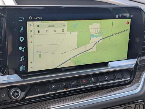 Used 2022 Chevrolet Silverado 1500 LT w/ Z71 Off-Road Package image 19