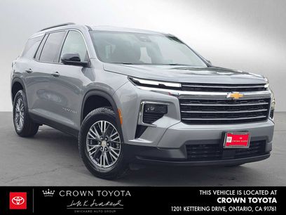 Used 2024 Chevrolet Traverse LT