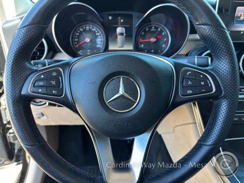 Used 2019 Mercedes-Benz GLC 300 image 28