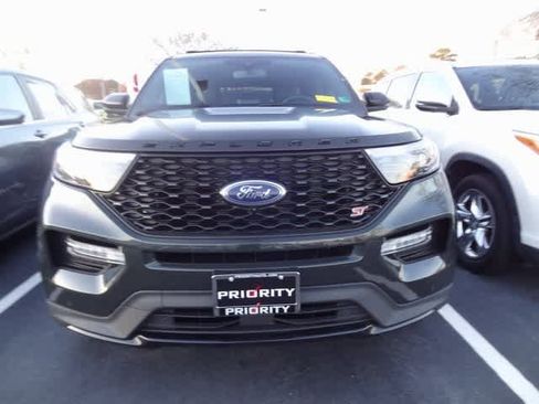 Used 2023 Ford Explorer ST w/ Equipment Group 401A image 2