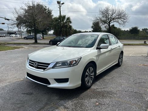 Used 2014 Honda Accord LX image 3
