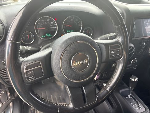 Used 2017 Jeep Wrangler Unlimited Sport w/ Quick Order Package 24S AWD/4WD image 13