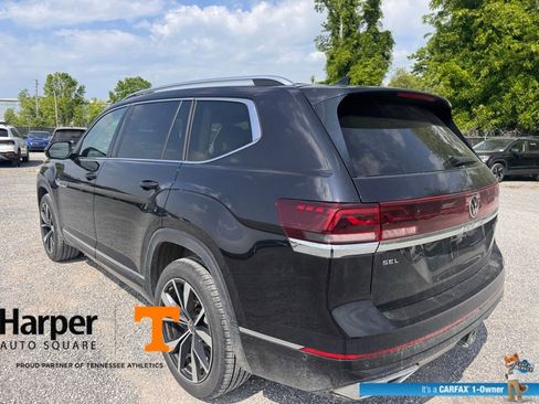Used 2025 Volkswagen Atlas SEL Premium R-Line image 3