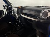Used 2015 Jeep Wrangler Unlimited Rubicon w/ Connectivity Group image 5