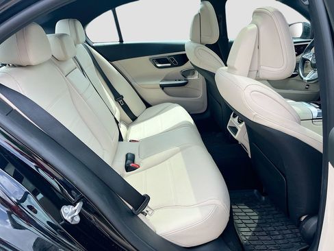 Used 2022 Mercedes-Benz C 300 Sedan image 28