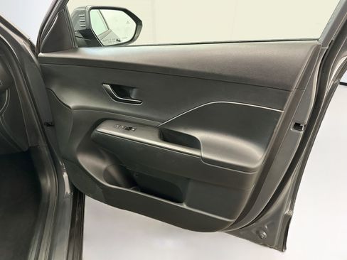 Used 2025 Hyundai Kona SEL AWD/4WD image 33