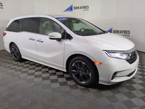 Certified 2024 Honda Odyssey Elite image 11