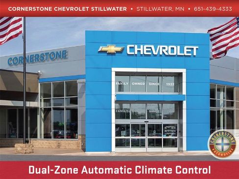 Used 2023 Chevrolet Equinox LT AWD/4WD image 19