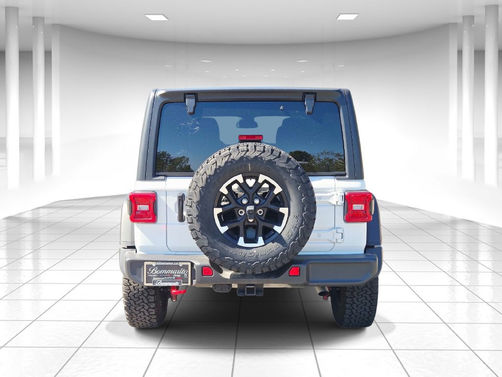 Used 2026 Jeep Wrangler Unlimited Rubicon AWD/4WD image 4