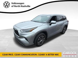 Used 2021 Toyota Highlander XLE video 1