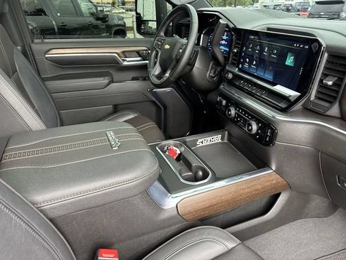 Certified 2024 Chevrolet Silverado 3500 High Country w/ Technology Package AWD/4WD image 30