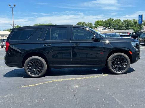 Used 2023 GMC Yukon AT4 w/ AT4 Premium Package AWD/4WD image 55