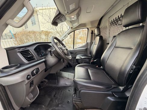 Used 2022 Ford Transit 150 Low Roof image 18