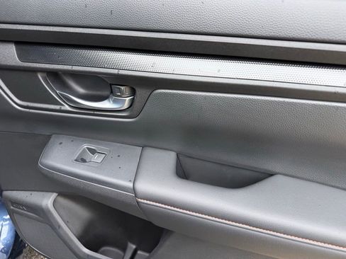 Used 2026 Honda CR-V Sport image 38