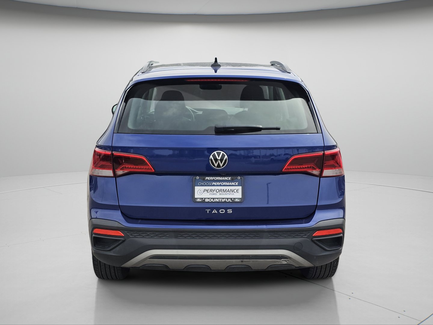 Used 2023 Volkswagen Taos S w/ Driver Assistance Package FWD image 20