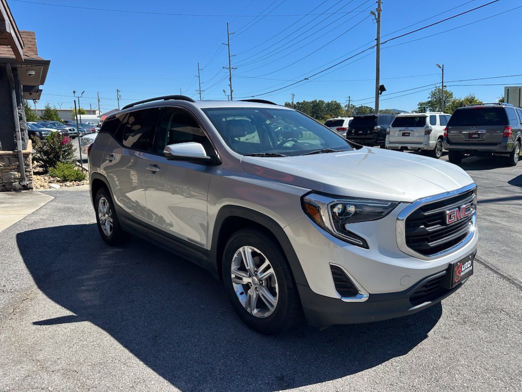 Used 2019 GMC Terrain SLE w/ Driver Convenience Package FWD image 12
