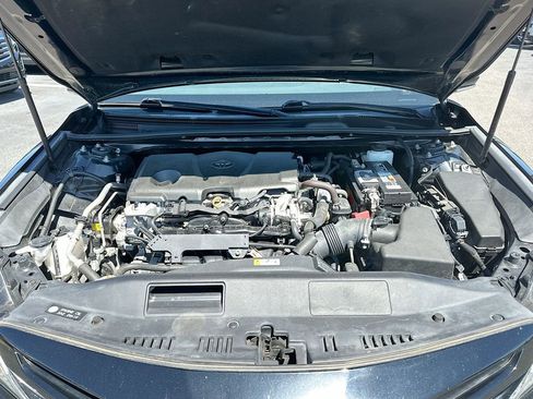 Used 2019 Toyota Camry XSE image 29