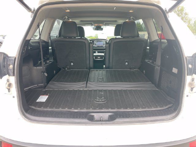 Used 2019 Toyota Highlander XLE AWD/4WD image 33