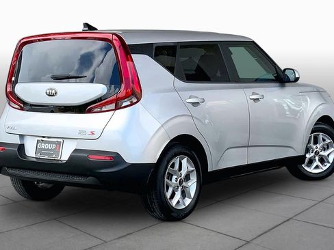 Used 2020 Kia Soul S FWD image 13