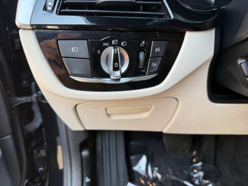 Used 2017 BMW 530i RWD image 27
