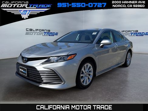 Used 2023 Toyota Camry LE image 1