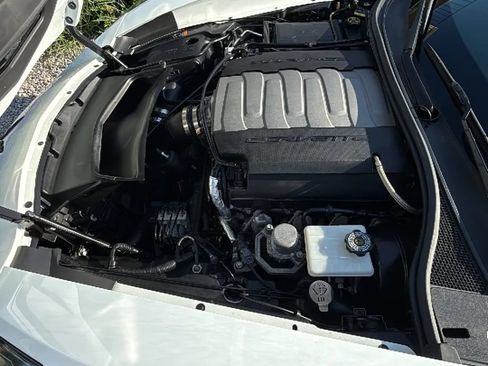 Used 2019 Chevrolet Corvette Stingray Convertible Z51 2LT RWD image 40