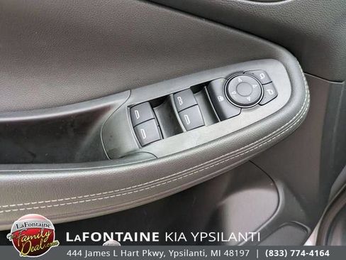 Used 2024 Buick Encore GX Preferred FWD image 15