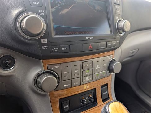 Used 2009 Toyota Highlander Limited image 28