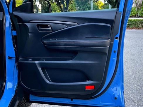 Used 2025 Honda Ridgeline TrailSport image 27