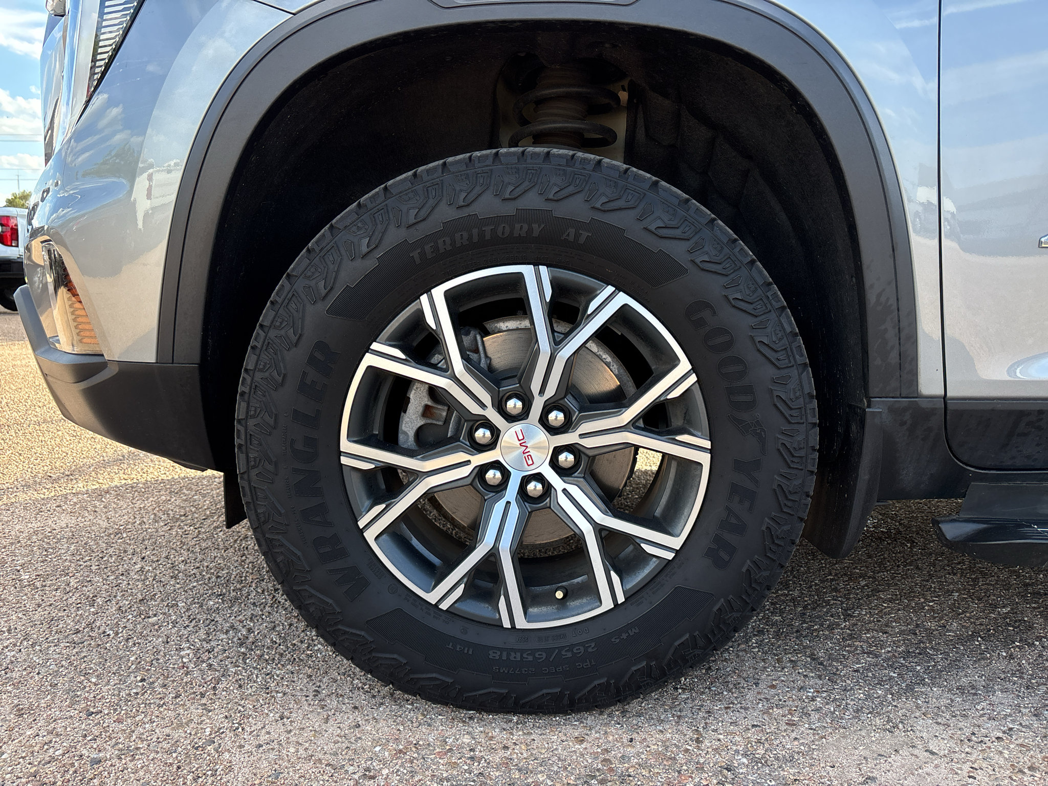 Used 2024 GMC Acadia AT4 w/ Luxury Package AWD/4WD image 21