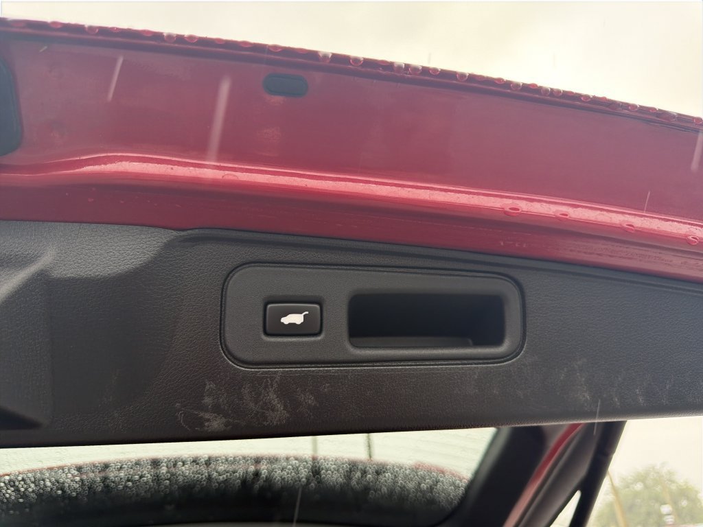 Used 2024 Honda Passport EX-L image 12