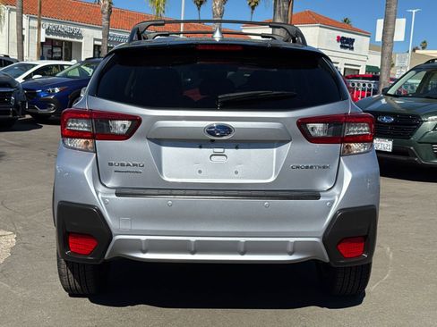 Certified 2022 Subaru Crosstrek 2.5i Limited w/ Moonroof Package 2 image 8