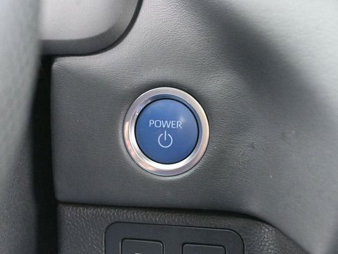 Used 2024 Toyota Tundra Platinum AWD/4WD image 27