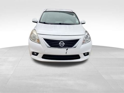 Used 2012 Nissan Versa SL image 5