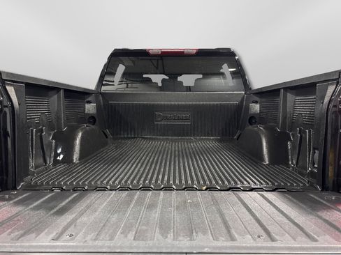 Used 2023 Chevrolet Silverado 1500 Custom image 42